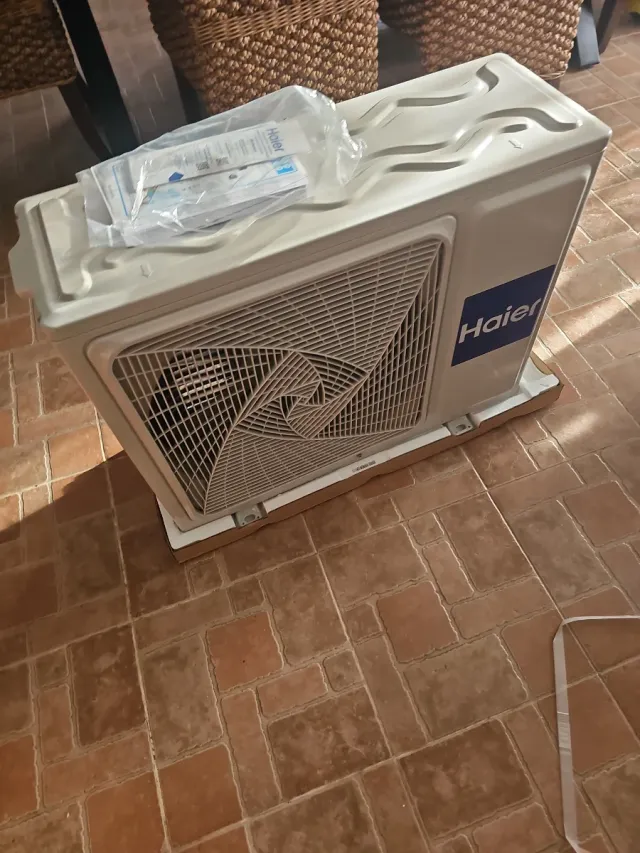 Haier Aire Acondicionado Unidad Interior/Exterior