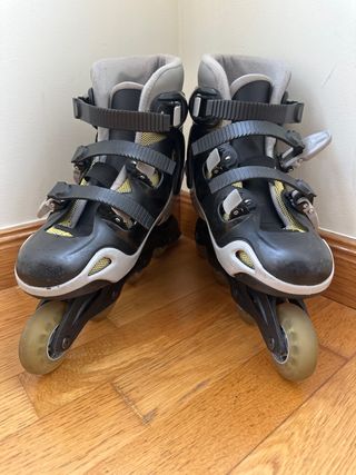 Patines en línea negros y grises talla 43