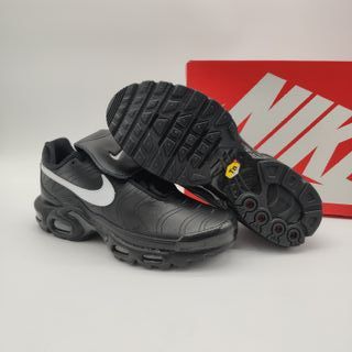 Nike Air Max Plus Tiempo Black Negras (EU 40)