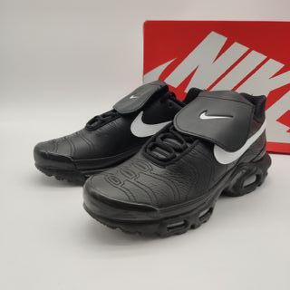 Nike Air Max Plus Tiempo Black Negras (EU 40)