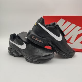 Nike Air Max Plus Tiempo Black Negras (EU 40)