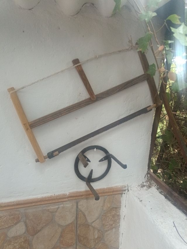 Sierra de arco decorativa