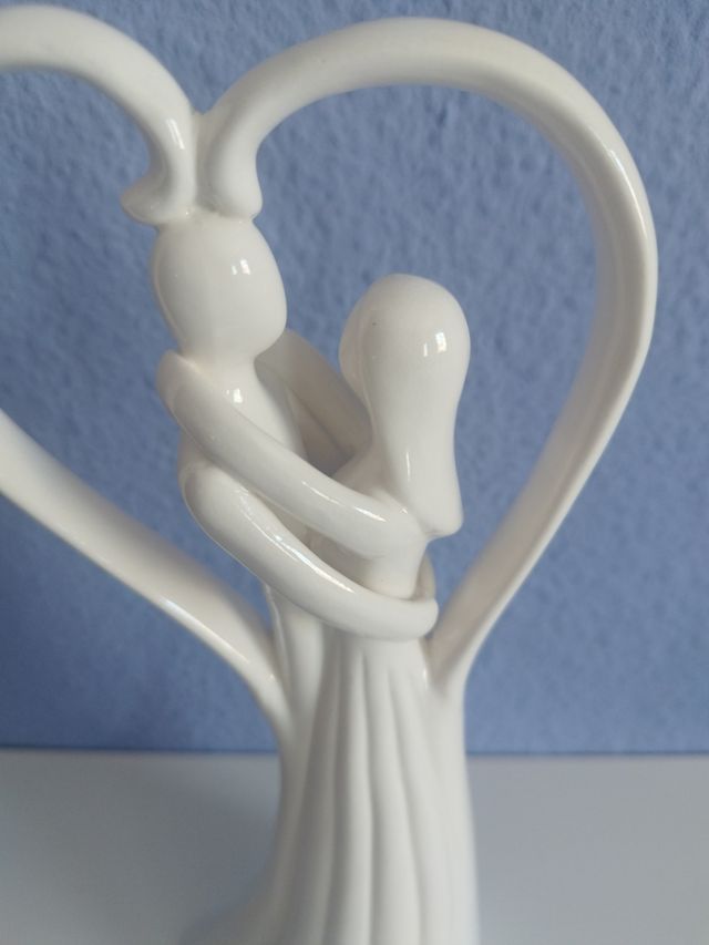Figura Novios Corazón Porcelana