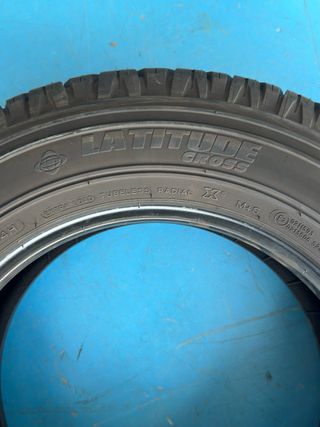 Michelin Latitude Cross 215/70R16 Neumáticos