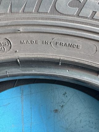 Michelin Latitude Cross 215/70R16 Neumáticos