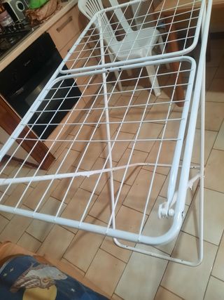 Stendibiancheria bianco