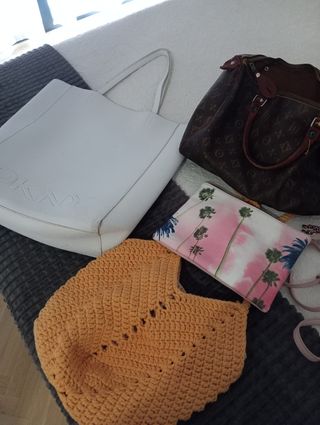 Lote 4 Bolsos Mujer.