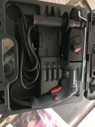 Taladro percutor Metabo