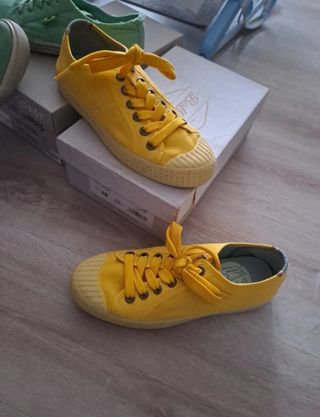 Zapatillas amarillas talla 39