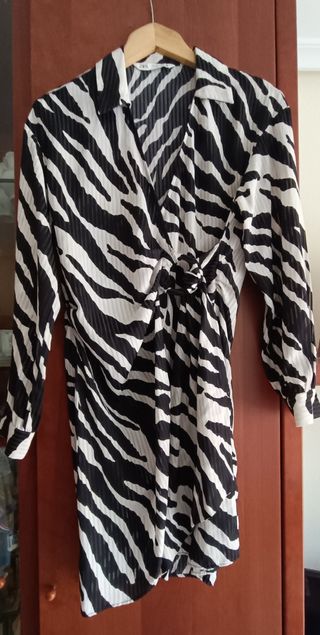 Vestido estampado animal print Zara Talla S