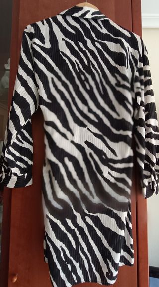 Vestido estampado animal print Zara Talla S