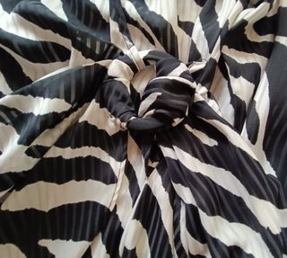 Vestido estampado animal print Zara Talla S