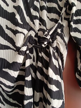 Vestido estampado animal print Zara Talla S