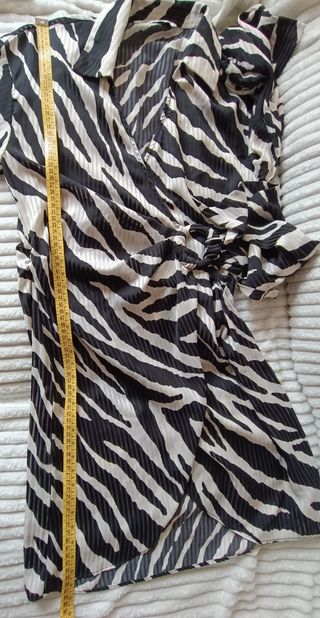 Vestido estampado animal print Zara Talla S