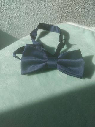 Pajarita azul para niño