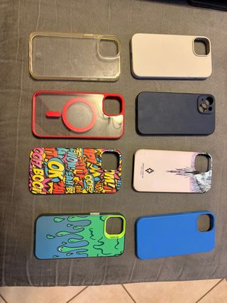 Cover per iPhone 14 varie + pellicola protettiva 