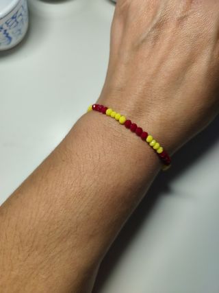 Pulsera Aragón cuentas rojas y amarillas