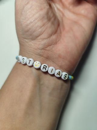 Pulsera Asturias con cuentas de cristal y acero in