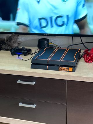 Consola PS4 (PlayStation 4) Negra edición especial