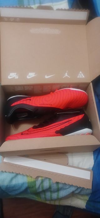 Botas de fútbol Nike Phantom