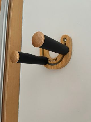 Colgador de pared para guitarra/bajo/ukelele
