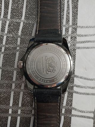 Reloj Festina Negro Correa Cuero
Festina F16489