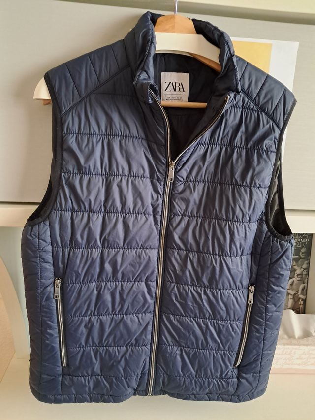 Chaleco acolchado azul marino chico. talla L.