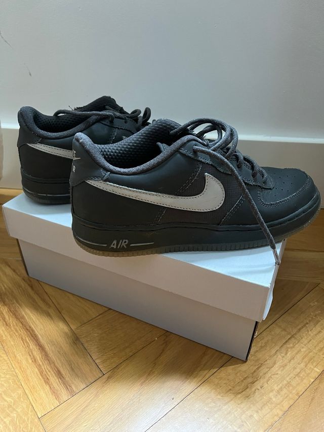 Nike Air Force 1 Negro / Gris antracita