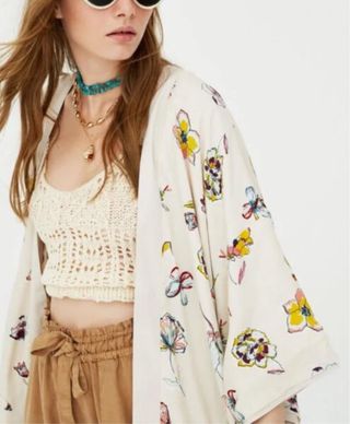 Kimono floral Pull and Bear Talla Única