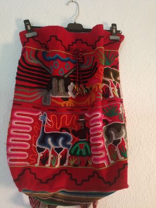 Bolso de lana artesanal multicolor