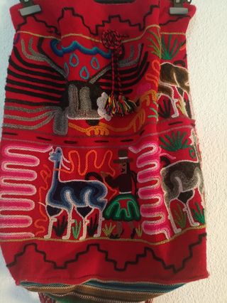 Bolso de lana artesanal multicolor