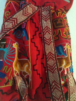 Bolso de lana artesanal multicolor