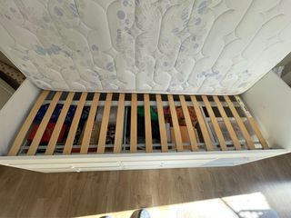 Cama con cajones y colchòn 90x2m