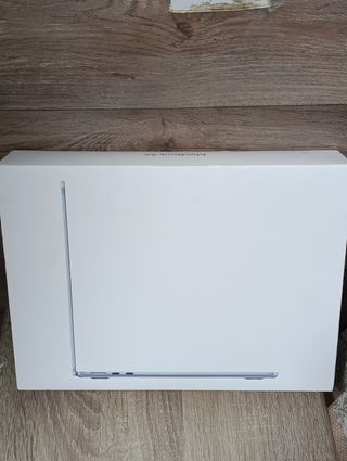 MacBook Air 13 M4 2025 Precintado