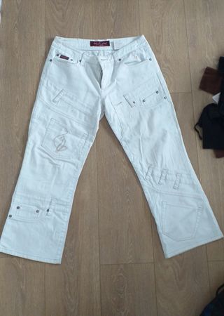 Pantalones vaqueros Baby Phat blancos