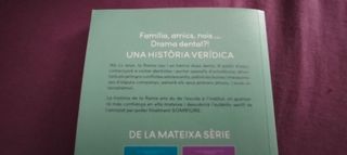 Libro SOMRIU en Catalan.