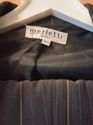 Traje chaqueta y pantalón Merletti rayas.talla peq
