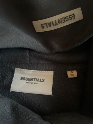 Sudadera Essentials Negra Talla S