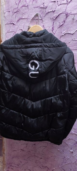 Chaqueta Guess Negra