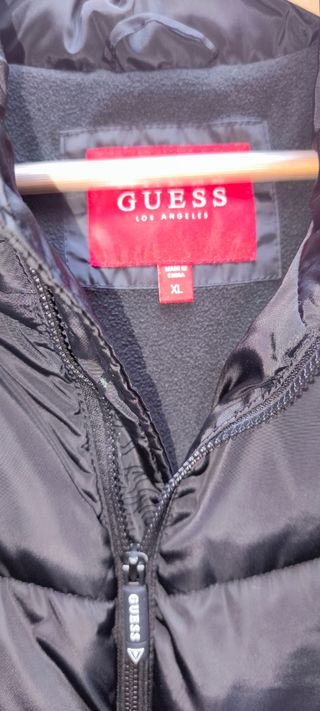 Chaqueta Guess Negra