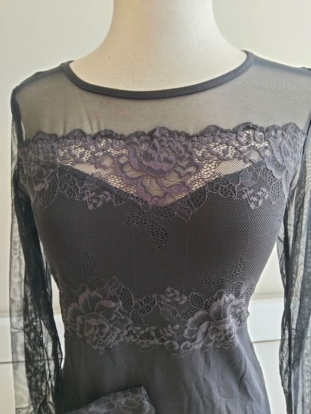 Camiseta tul y encaje manga larga