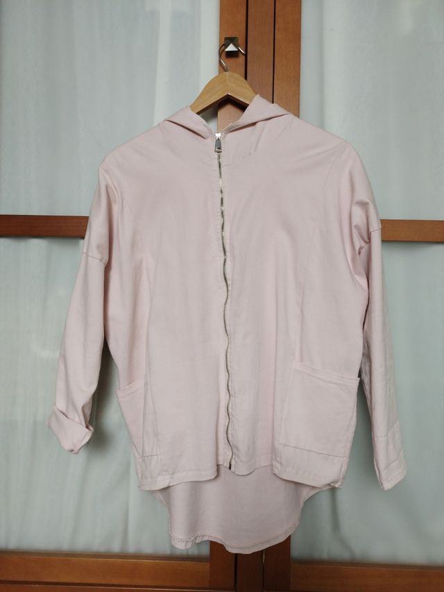 Chaqueta rosa con estrella de lentejuelas