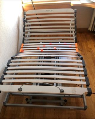 Cama articulada Pardo 105x190cm con colchón visco.