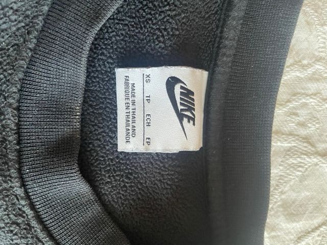Forro polar Nike Swoosh Talla S