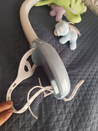 Móvil de cuna con peluches