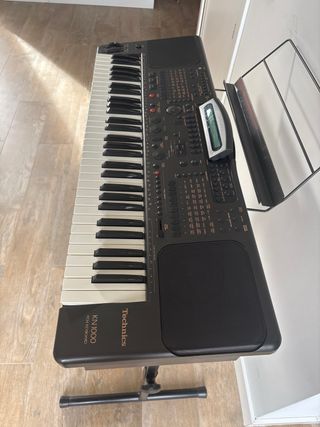 Teclado Technics KN1000 PCM
