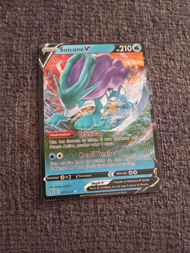 Carta Pokémon Suicune V 031/203