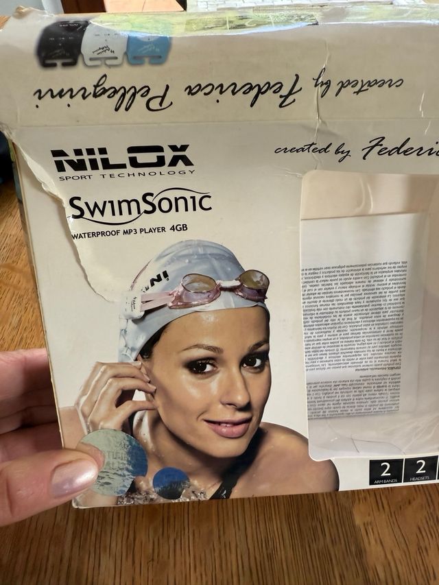 2 lettori MP3 Nilox per nuoto (1 cavo)