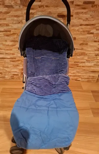Silla de paseo Maclaren ligera. Perfecta.