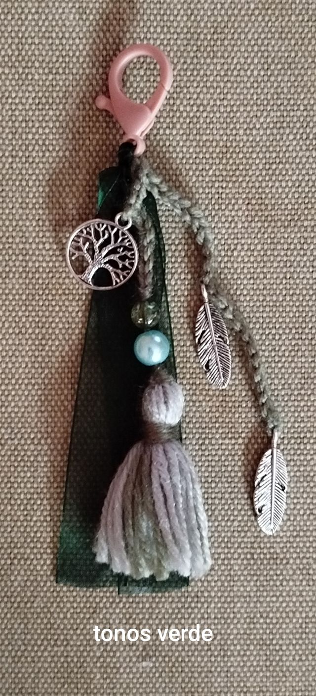 Llavero o adorno bolso - arbol de la vida